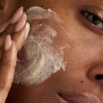 Dermalogica Daily Milkfoliant, Face Exfoliator, Powder Scrub Exfoliant with AHA and BHA - Calming, Polishing and Hydrating Skin, Oat-Based, Vegan Product - Image 5